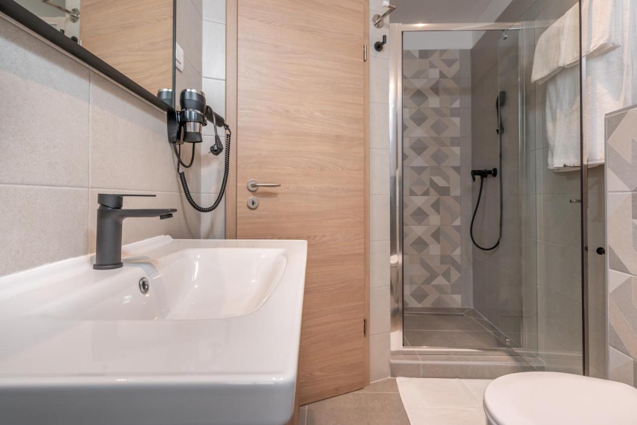 Aaa Apartments & Rooms With Free Parking Пула Екстериор снимка